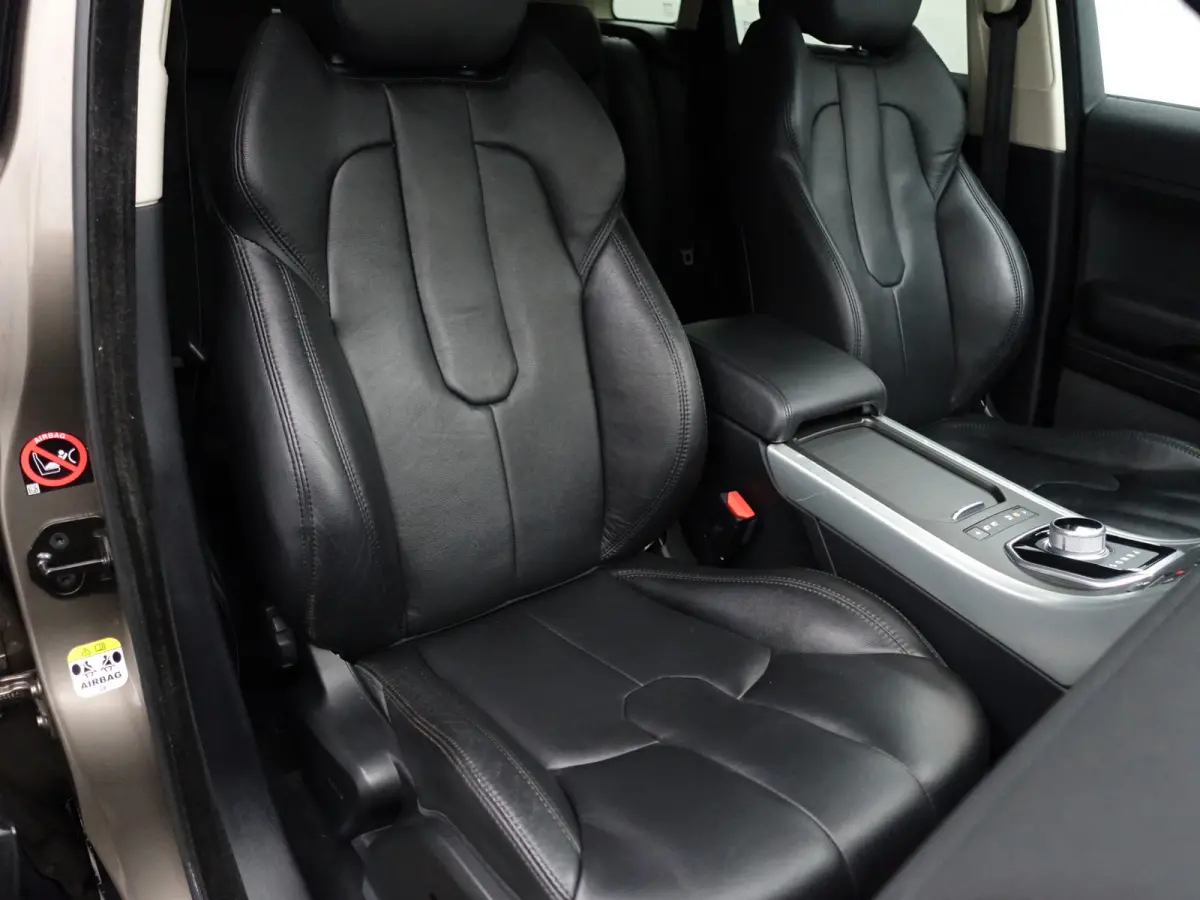 2.0 Si 4WD Prestige Business Edition Aut- Two Tone, Sfeerverlichting, Meridian audio, Camera, Stuur/Stoelverwarming
