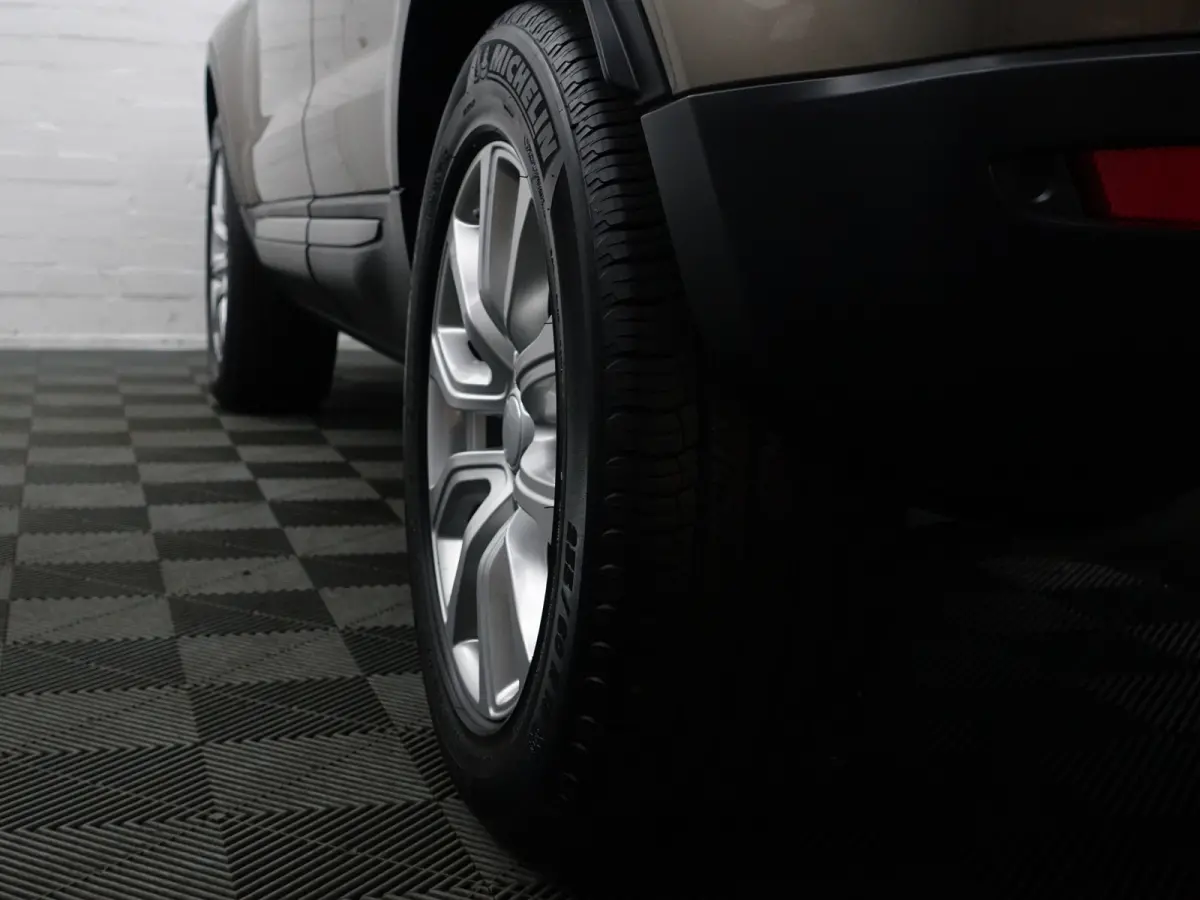 2.0 Si 4WD Prestige Business Edition Aut- Two Tone, Sfeerverlichting, Meridian audio, Camera, Stuur/Stoelverwarming
