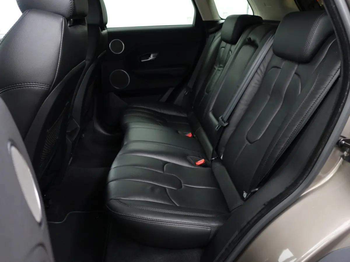 2.0 Si 4WD Prestige Business Edition Aut- Two Tone, Sfeerverlichting, Meridian audio, Camera, Stuur/Stoelverwarming