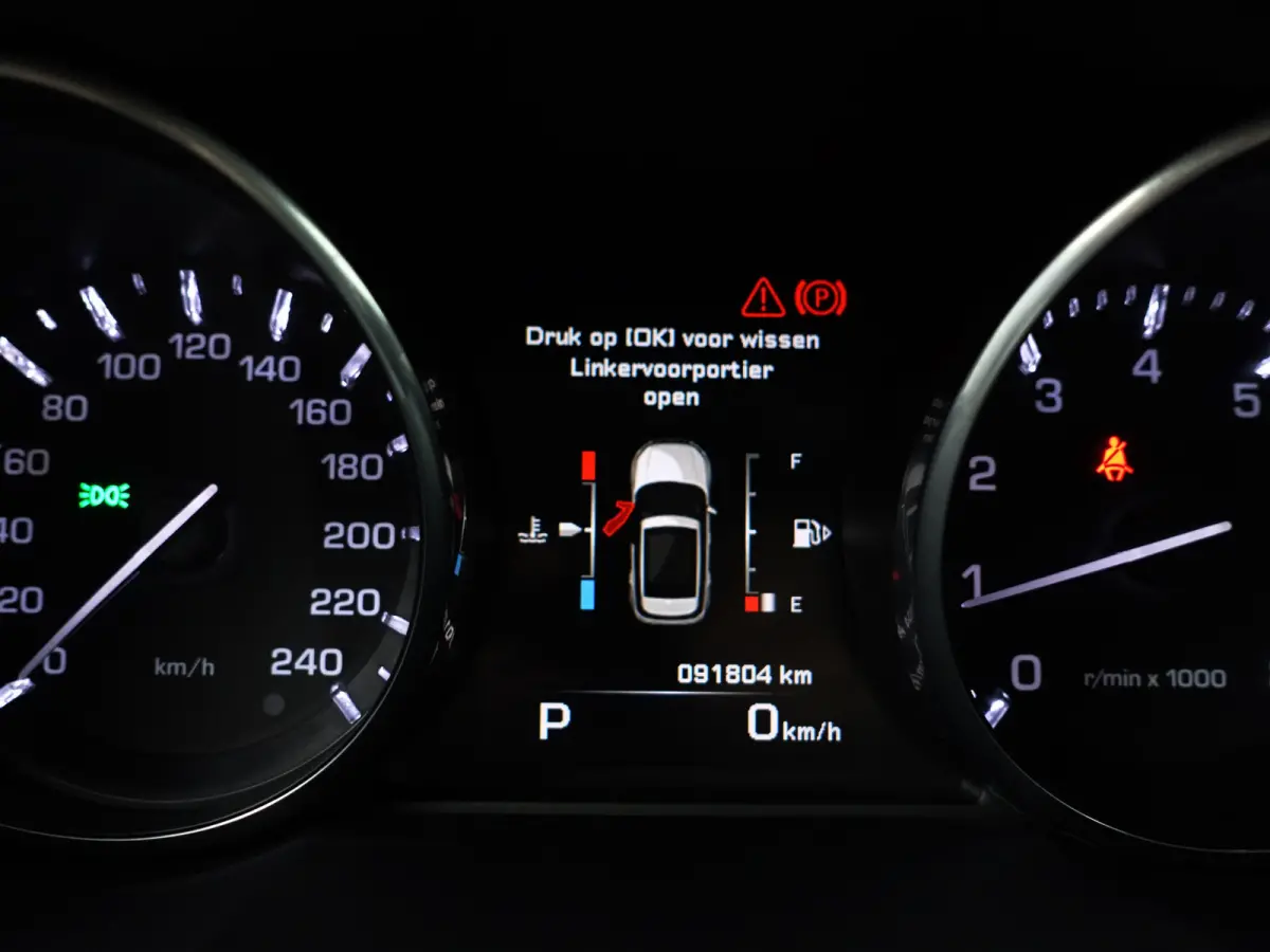 2.0 Si 4WD Prestige Business Edition Aut- Two Tone, Sfeerverlichting, Meridian audio, Camera, Stuur/Stoelverwarming