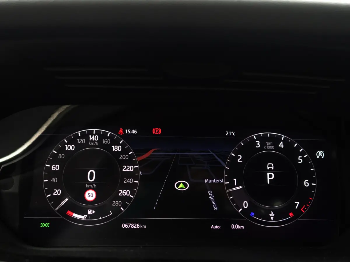 2.0 P200 AWD R-Dynamic HSE- Panoramadak, Sfeerverlichting, Memory, Meridian Audio, Dual View, Carplay