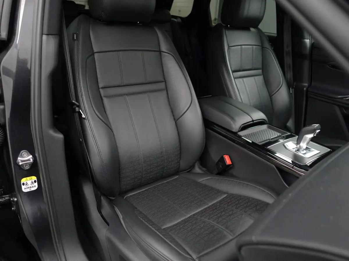2.0 P200 AWD R-Dynamic HSE- Panoramadak, Sfeerverlichting, Memory, Meridian Audio, Dual View, Carplay