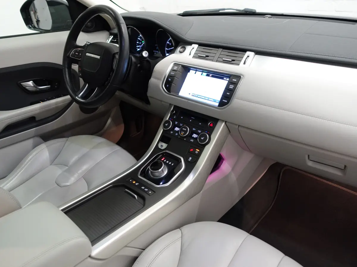 2.0 Si 4WD Dynamic Aut- Two Tone, Panoramadak, Xenon Led, Meridian, Camera, Sfeerverlichting