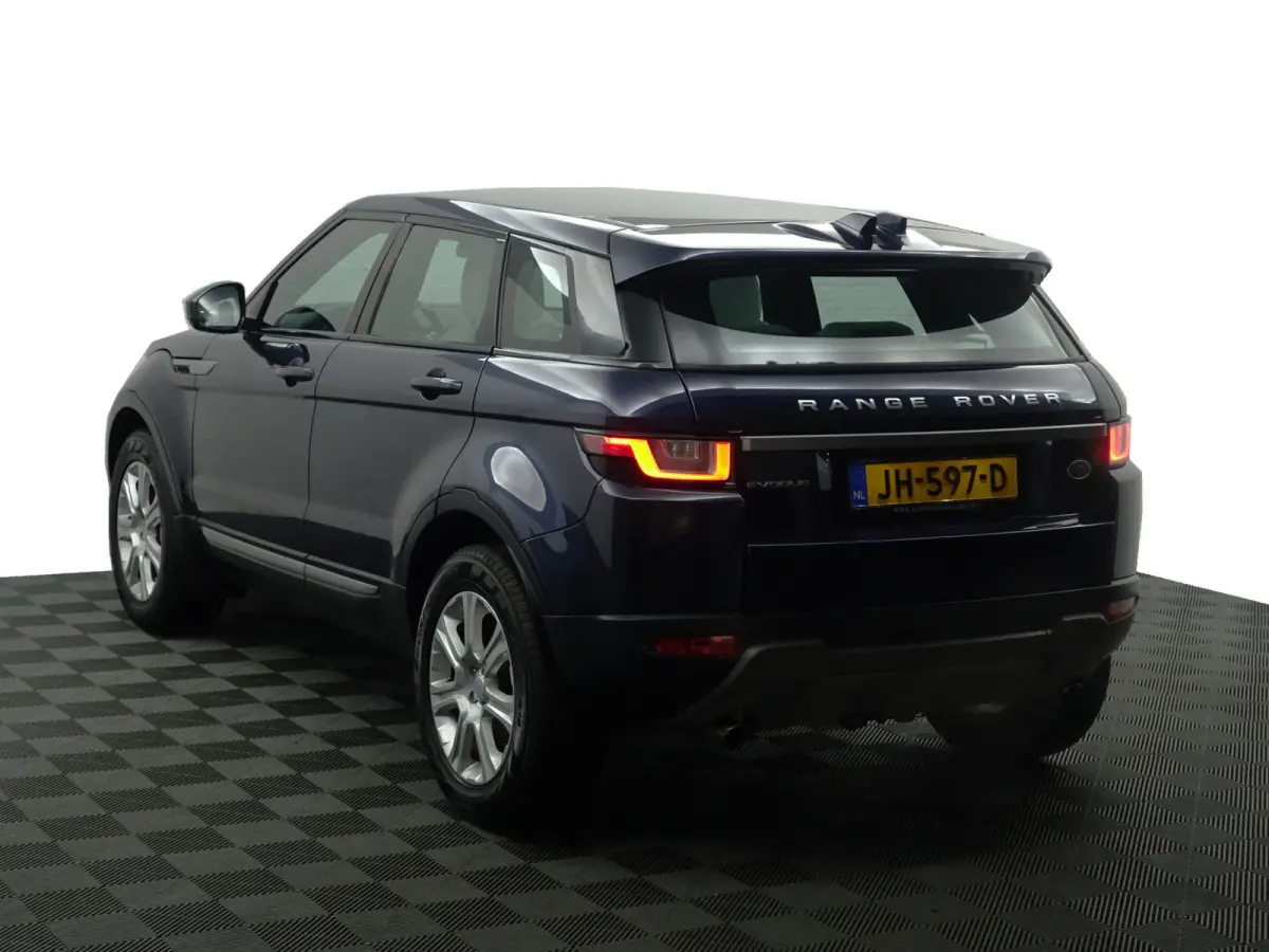 2.0 TD4 SE Dynamic Aut- Panoramadak, Leder Sport Interieur, Lane Assist, Xenon Led, Dynamic Select