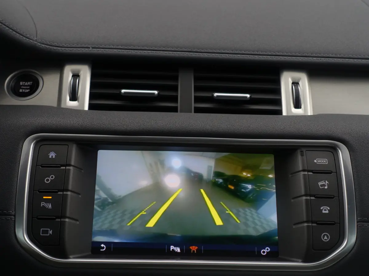 2.0 TD4 SE Dynamic Aut- Panoramadak, Leder Sport Interieur, Lane Assist, Xenon Led, Dynamic Select