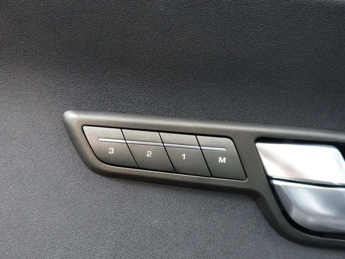2.0 Si 241pk 4WD Autobiography Aut- Carbon Package, Memory, Sfeerverlichting, Stuur/Stoelverwarming, Meridian Audio