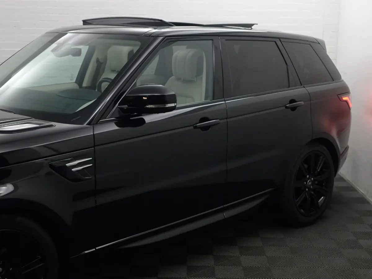 3.0 SDV6 HSE Dynamic- 7 Pers, Dual View, Panoramadak, Meridian Audio, Black optic pakket, Stoelverwarming