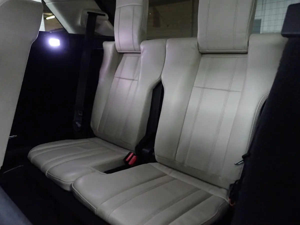 3.0 SDV6 HSE Dynamic- 7 Pers, Dual View, Panoramadak, Meridian Audio, Black optic pakket, Stoelverwarming