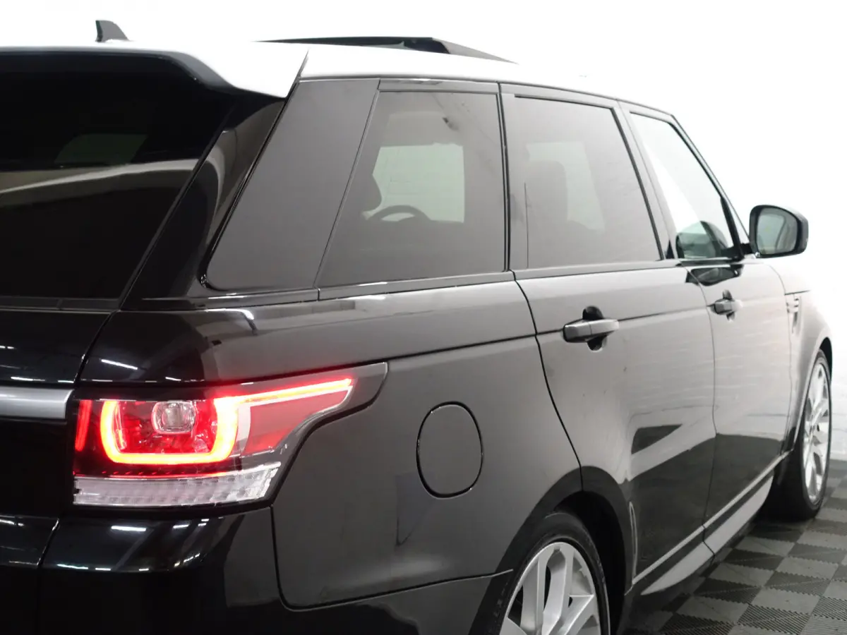 3.0 TDV6 HSE Dynamic- Two Tone, Panoramadak, Meridian Surround Audio, Luchtvering