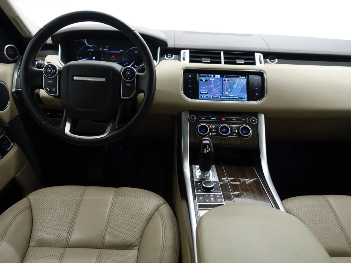 3.0 TDV6 HSE Dynamic- Two Tone, Panoramadak, Meridian Surround Audio, Luchtvering