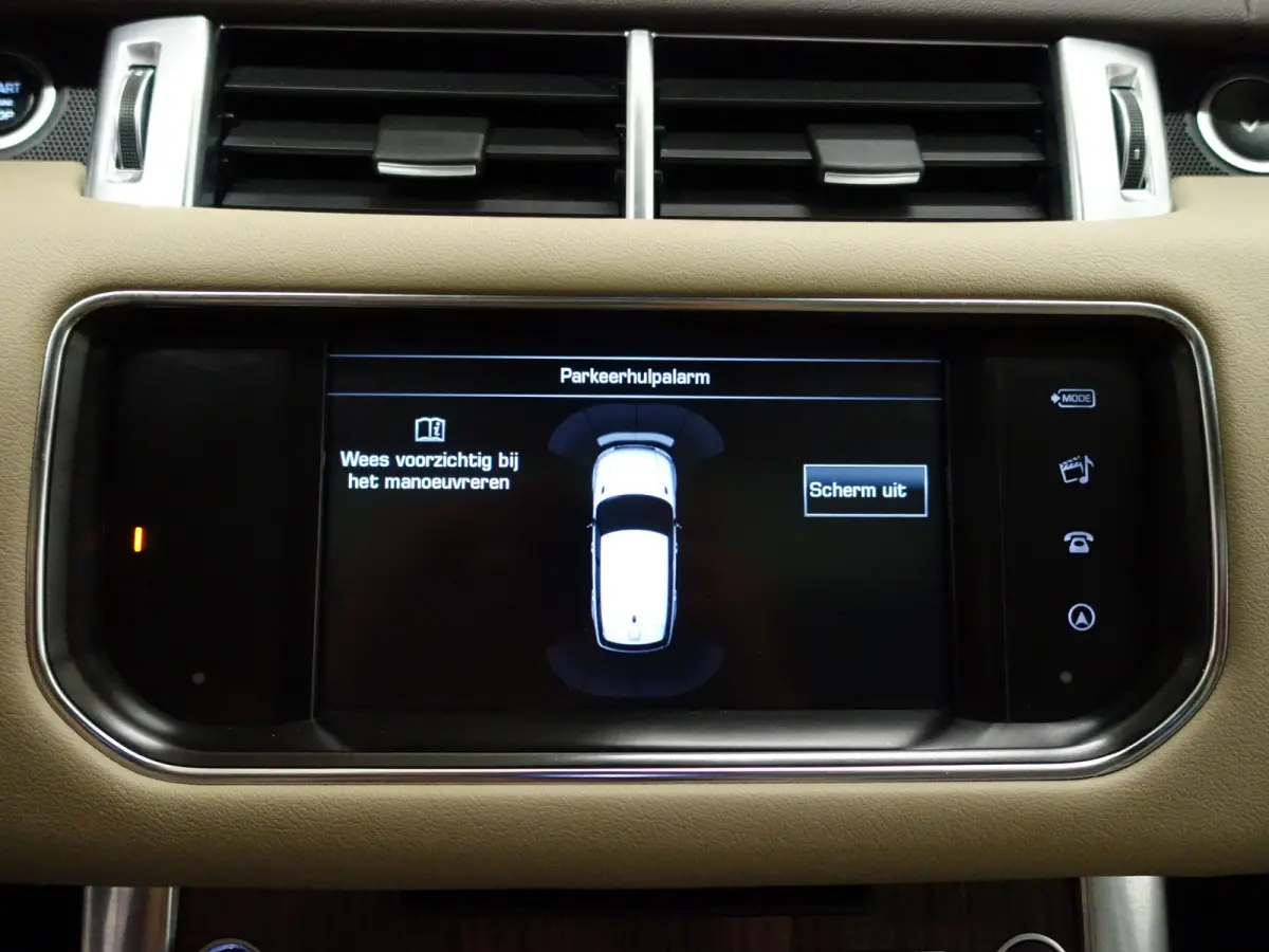 3.0 TDV6 HSE Dynamic- Two Tone, Panoramadak, Meridian Surround Audio, Luchtvering