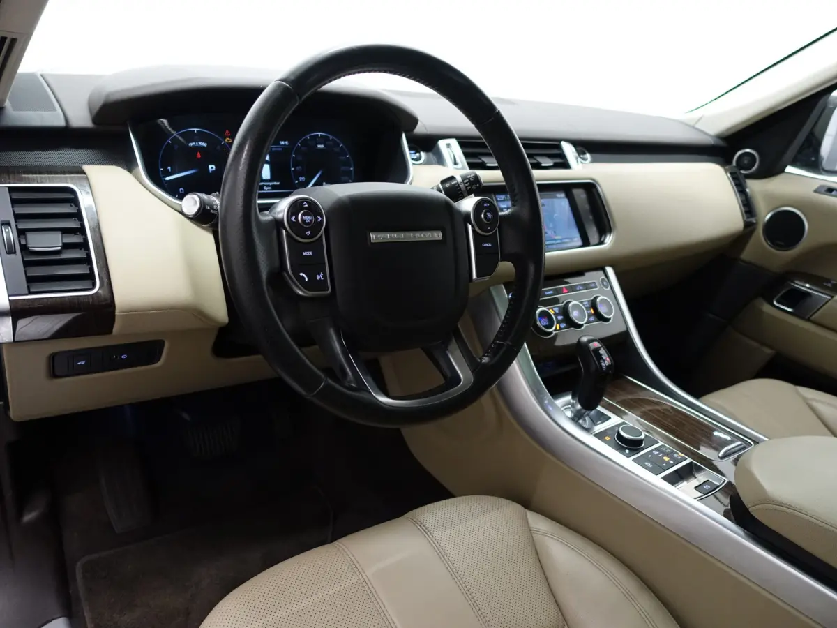 3.0 TDV6 HSE Dynamic- Two Tone, Panoramadak, Meridian Surround Audio, Luchtvering