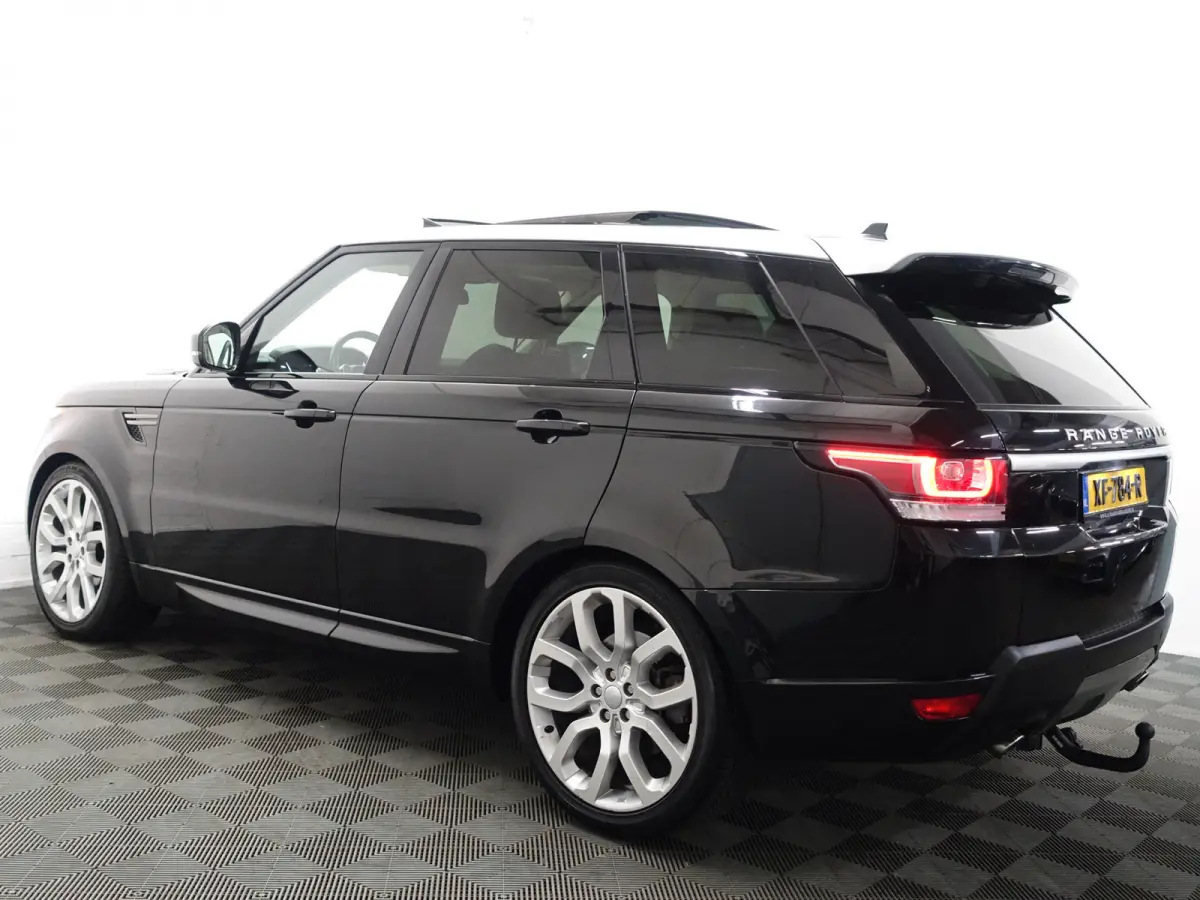 3.0 TDV6 HSE Dynamic- Two Tone, Panoramadak, Meridian Surround Audio, Luchtvering