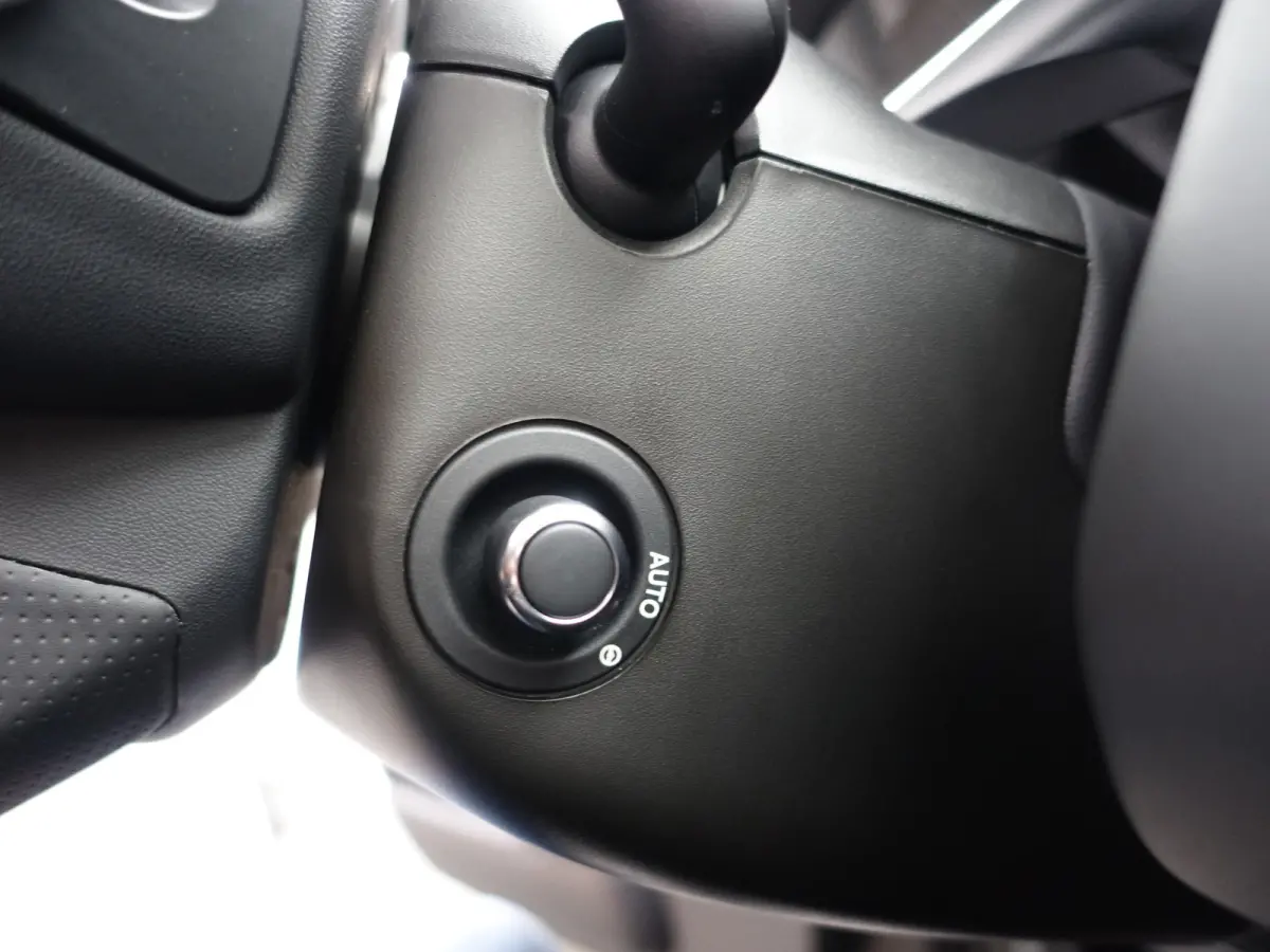 2.0 P400e Autobiography Dynamic- Panoramisch dak, Memory Seats, Koelkast, Head Up, Meridian, Stuur/Stoelverwarming, Xenon Led