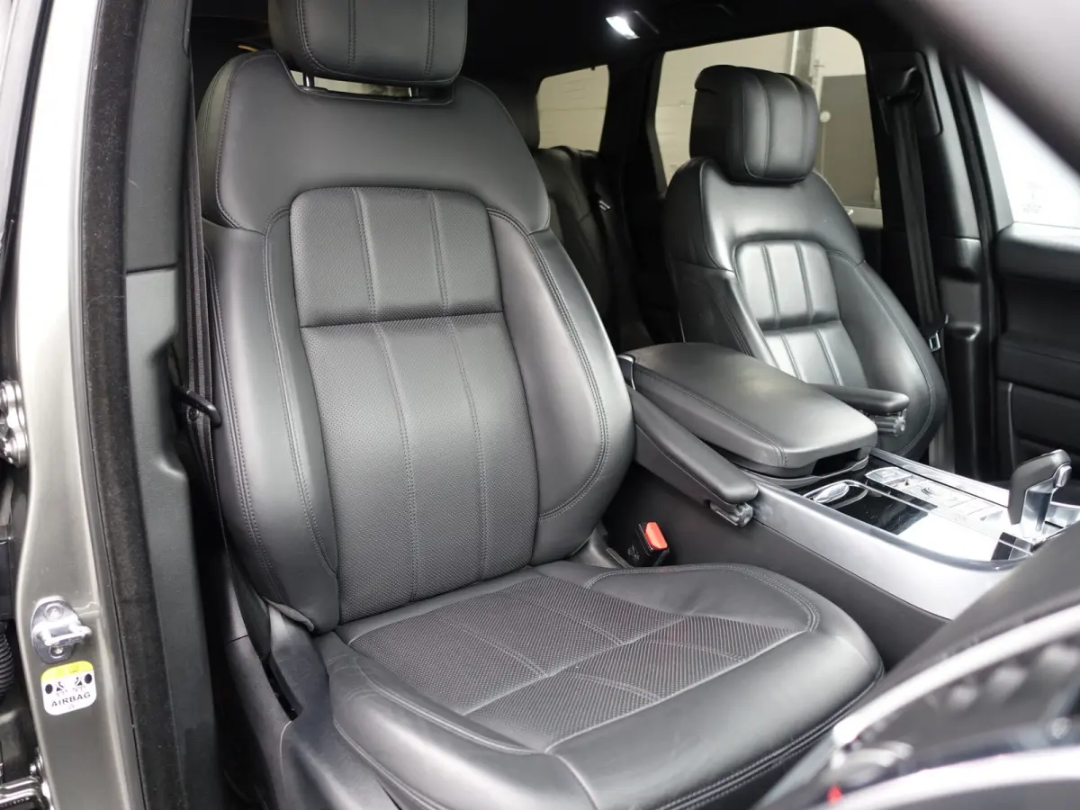 2.0 P400e Autobiography Dynamic- Panoramisch dak, Memory Seats, Koelkast, Head Up, Meridian, Stuur/Stoelverwarming, Xenon Led