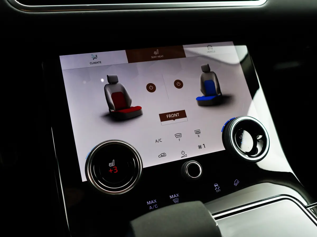 2.0 P400e SE- Two Tone, Stoelventilatie, Stuur/Stoelverwarming, CarPlay, 360 Camera, Meridian Audio