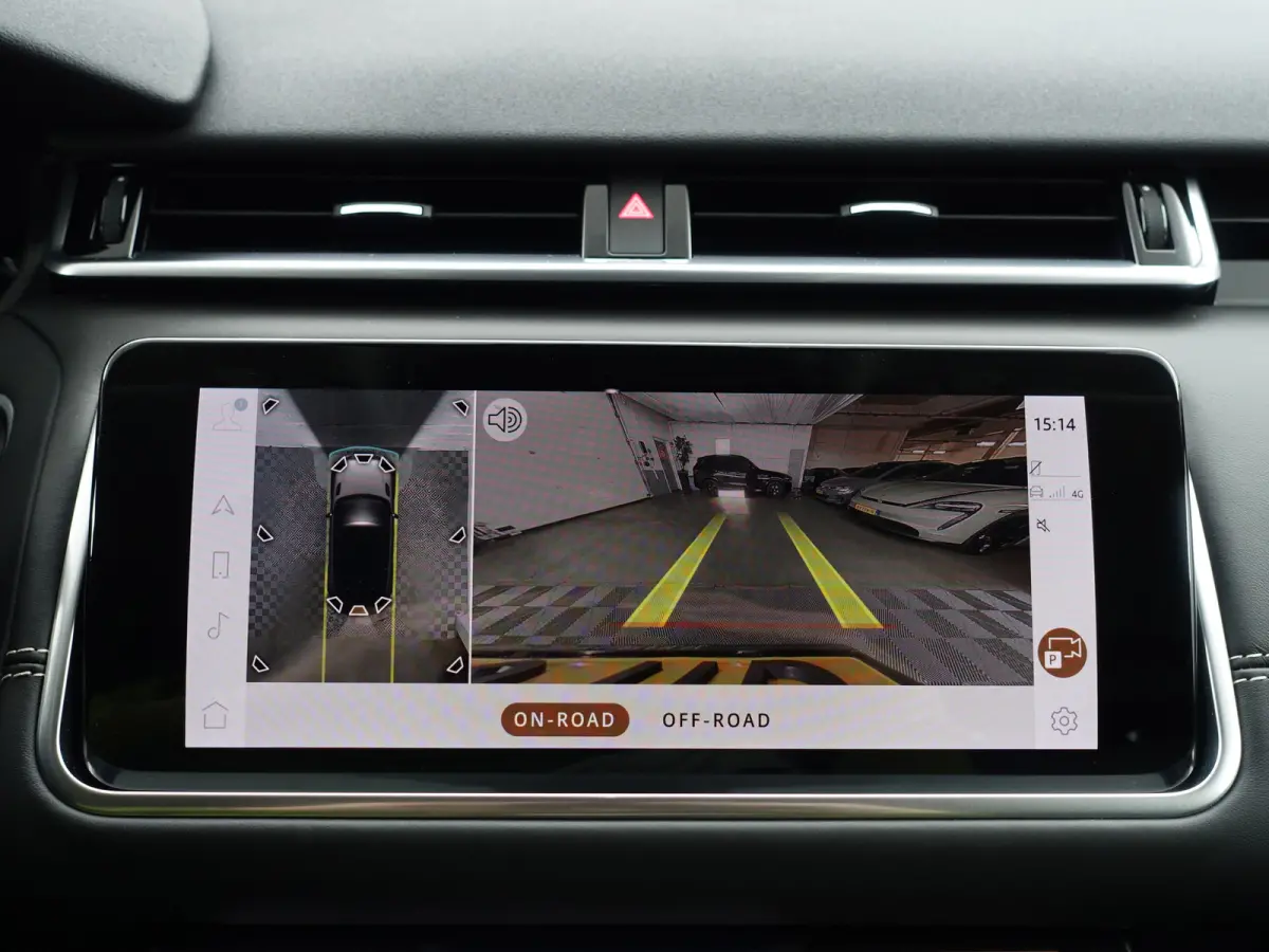 2.0 P400e SE- Two Tone, Stoelventilatie, Stuur/Stoelverwarming, CarPlay, 360 Camera, Meridian Audio