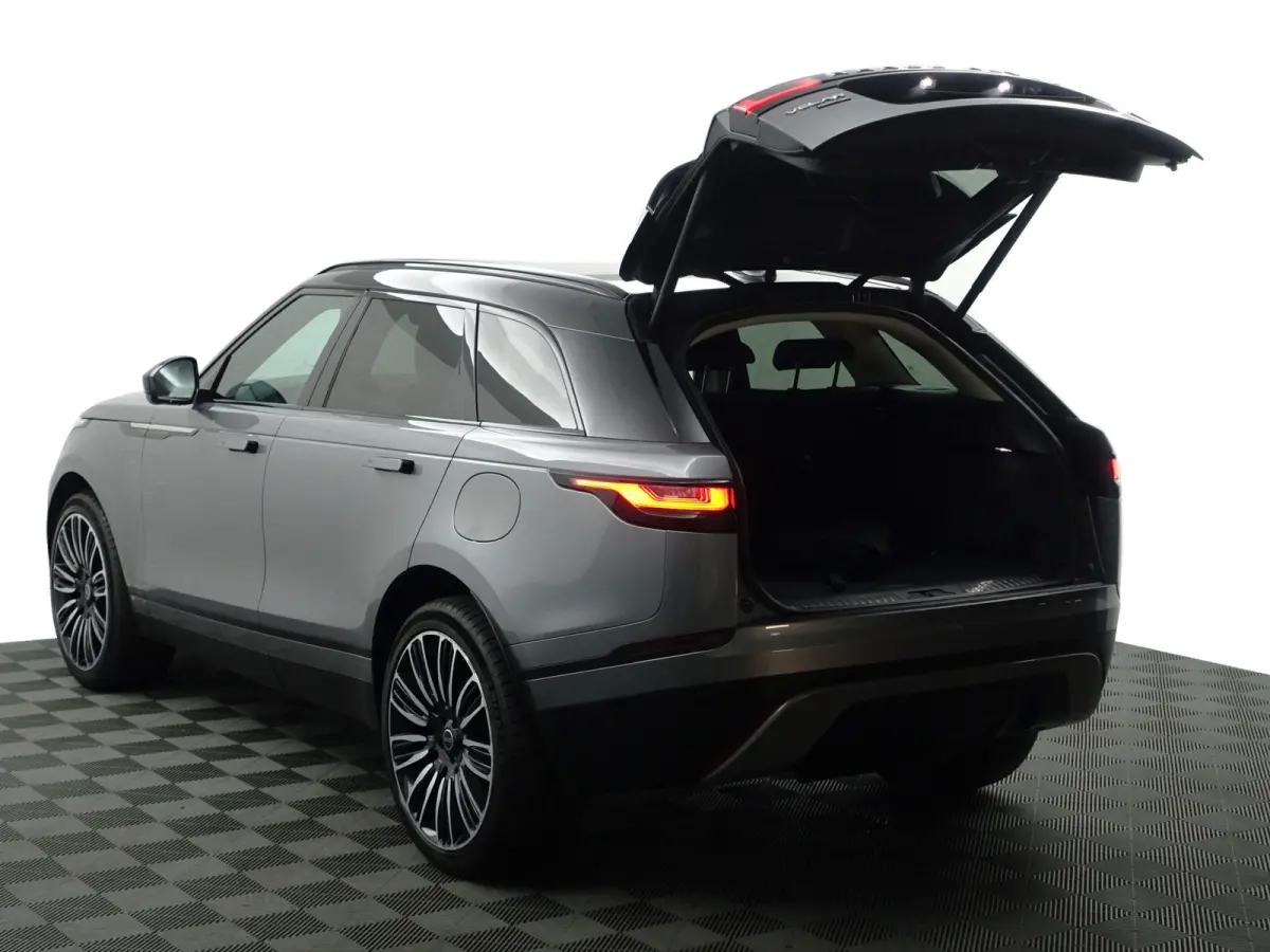 2.0 P400e SE- Two Tone, Stoelventilatie, Stuur/Stoelverwarming, CarPlay, 360 Camera, Meridian Audio