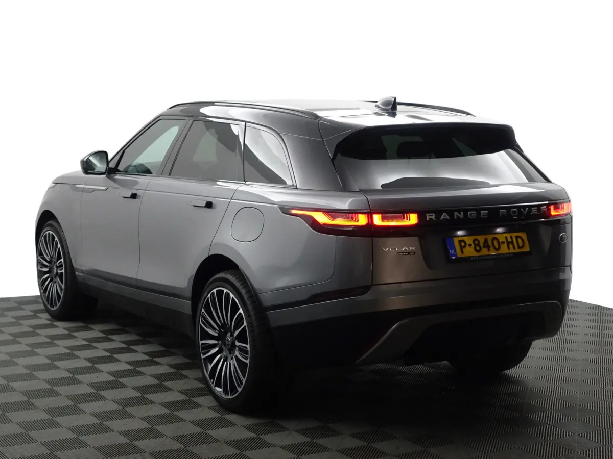 2.0 P400e SE- Two Tone, Stoelventilatie, Stuur/Stoelverwarming, CarPlay, 360 Camera, Meridian Audio
