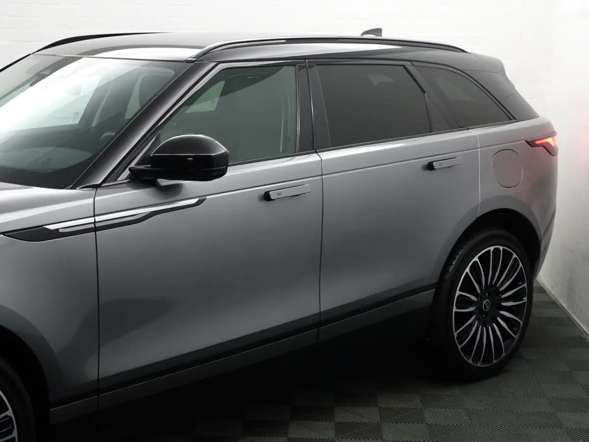 2.0 P400e SE- Two Tone, Stoelventilatie, Stuur/Stoelverwarming, CarPlay, 360 Camera, Meridian Audio