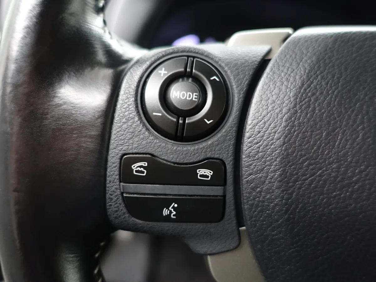 200h Business Line Alcantara Interieur, Camera, Navigatie, Dynamic Select, Virtual Cockpit, Xenon Led