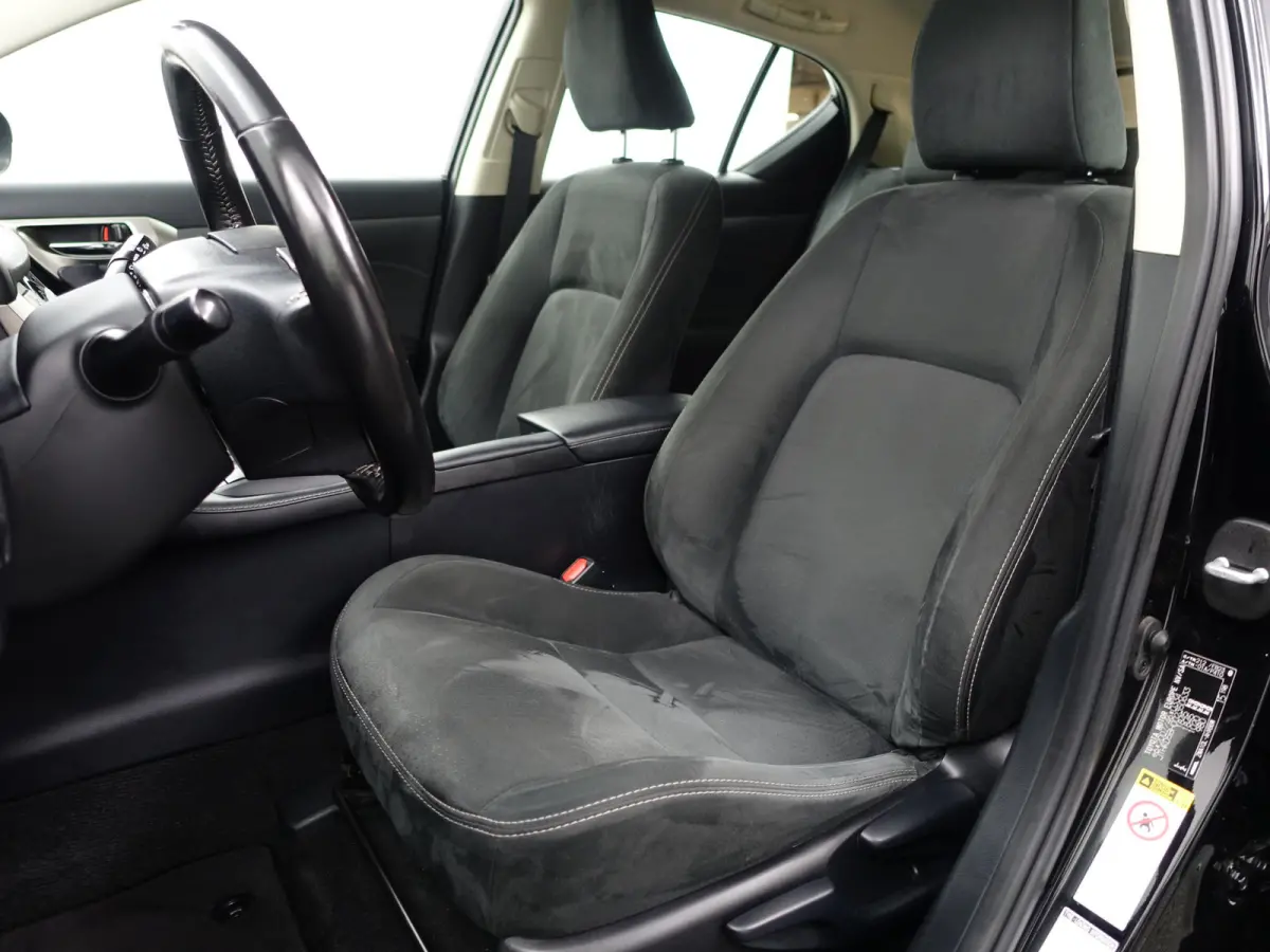 200h Business Line Alcantara Interieur, Camera, Navigatie, Dynamic Select, Virtual Cockpit, Xenon Led