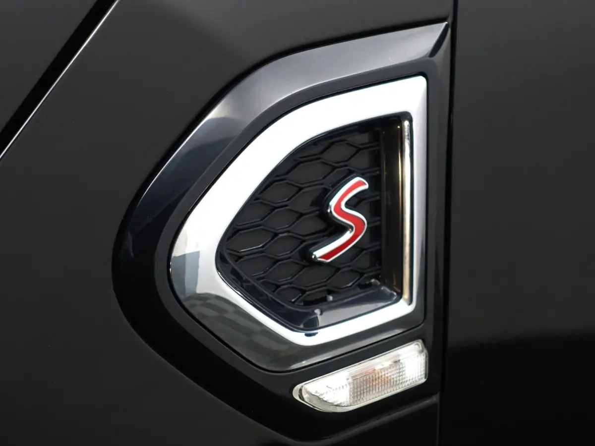 Mini 2.0 Cooper S ALL4 JCW Aut- Head Up, Memory, Harman Kardon, Panoramadak, Camera, Sfeerverlichting