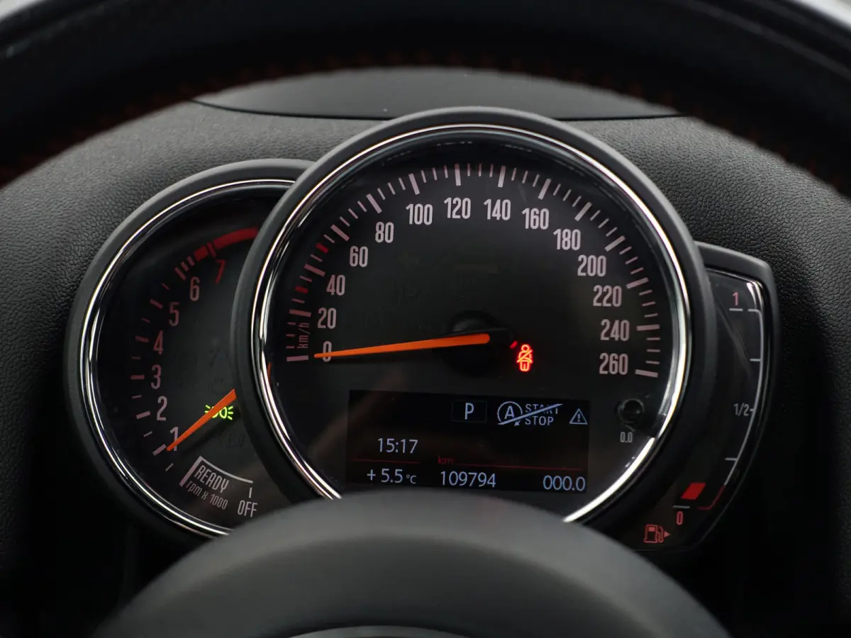 Mini 2.0 Cooper S ALL4 JCW Aut- Head Up, Memory, Harman Kardon, Panoramadak, Camera, Sfeerverlichting