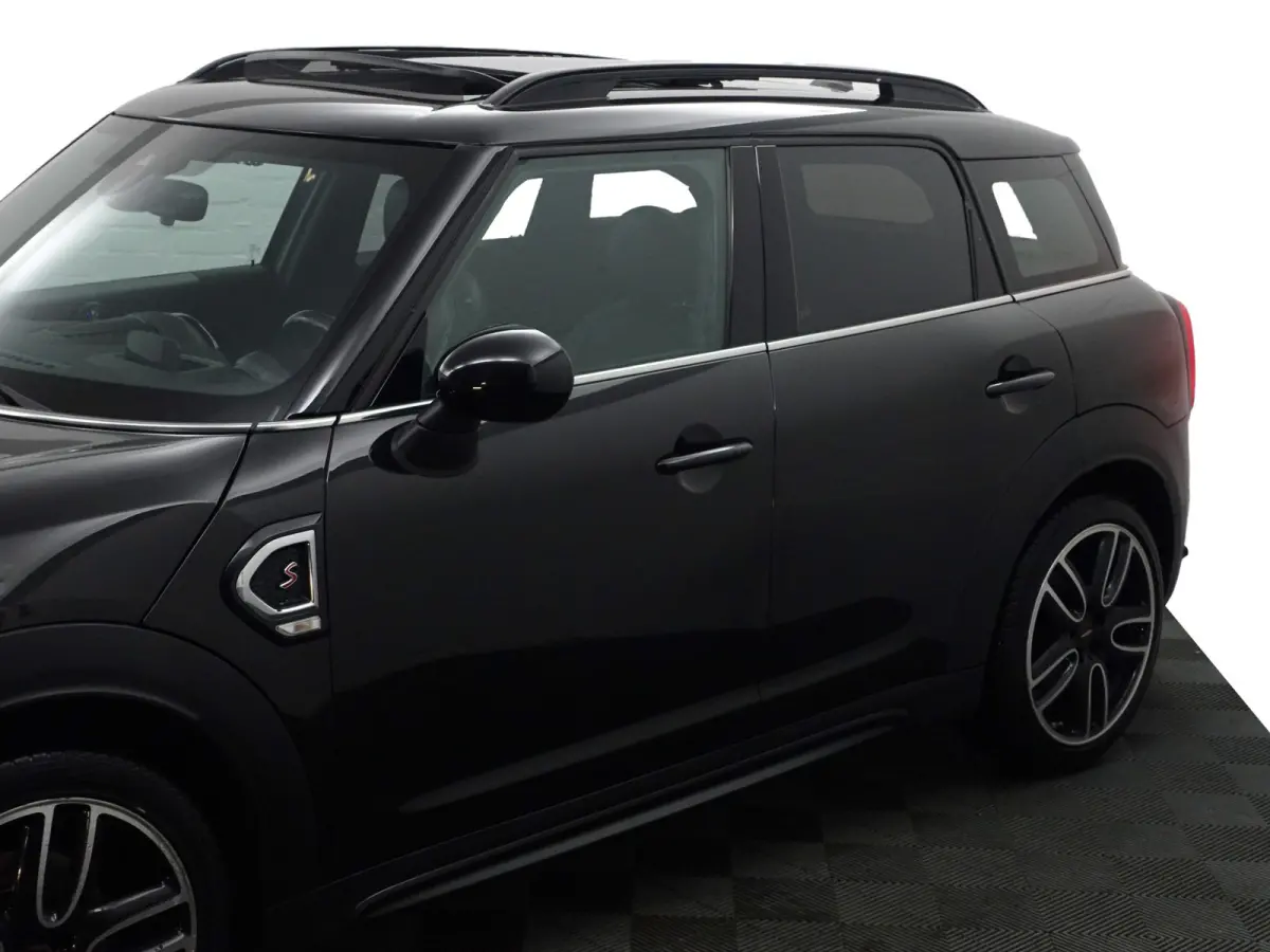 Mini 2.0 Cooper S ALL4 JCW Aut- Head Up, Memory, Harman Kardon, Panoramadak, Camera, Sfeerverlichting