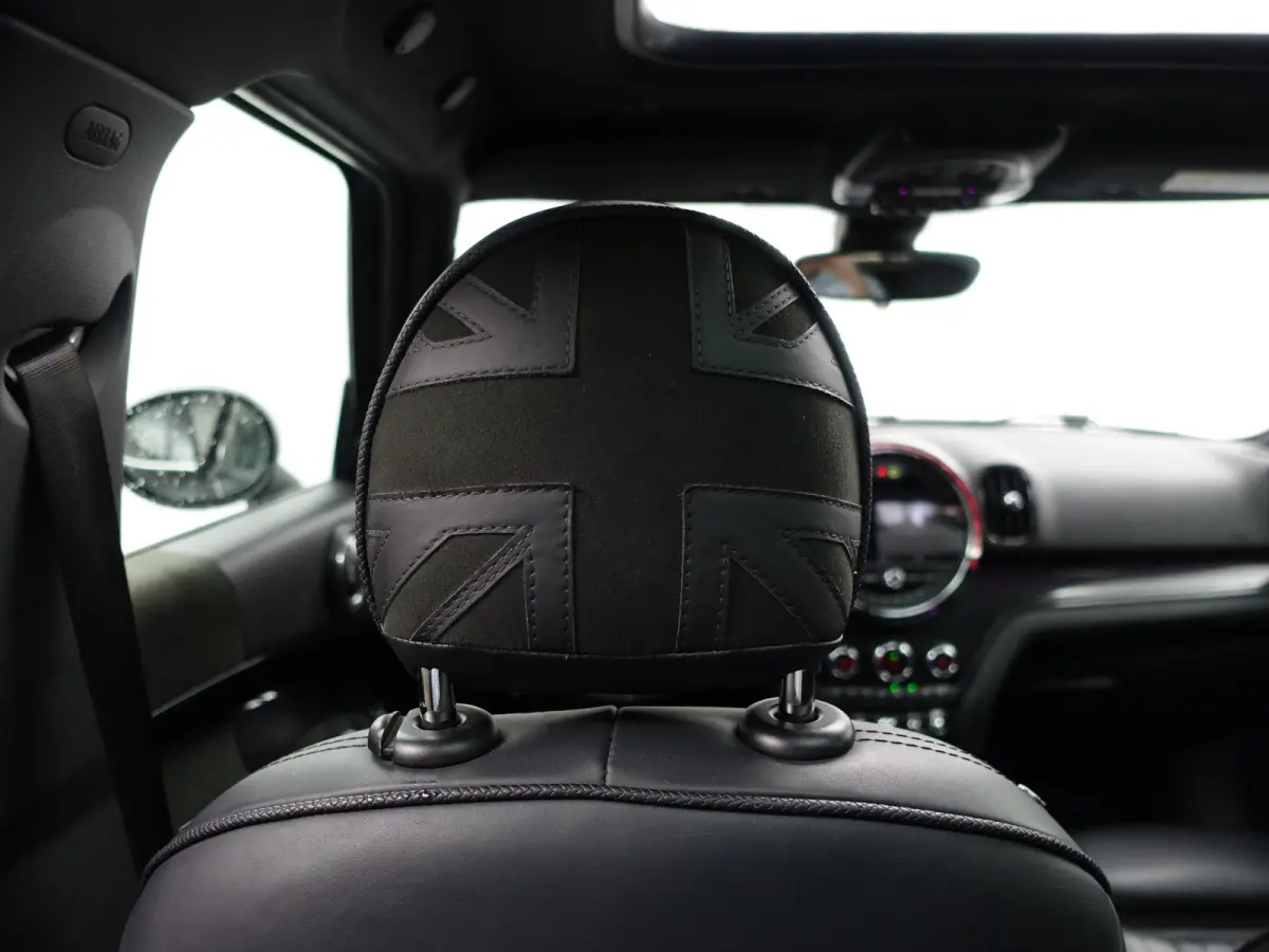 Mini 2.0 Cooper S ALL4 JCW Aut- Head Up, Memory, Harman Kardon, Panoramadak, Camera, Sfeerverlichting