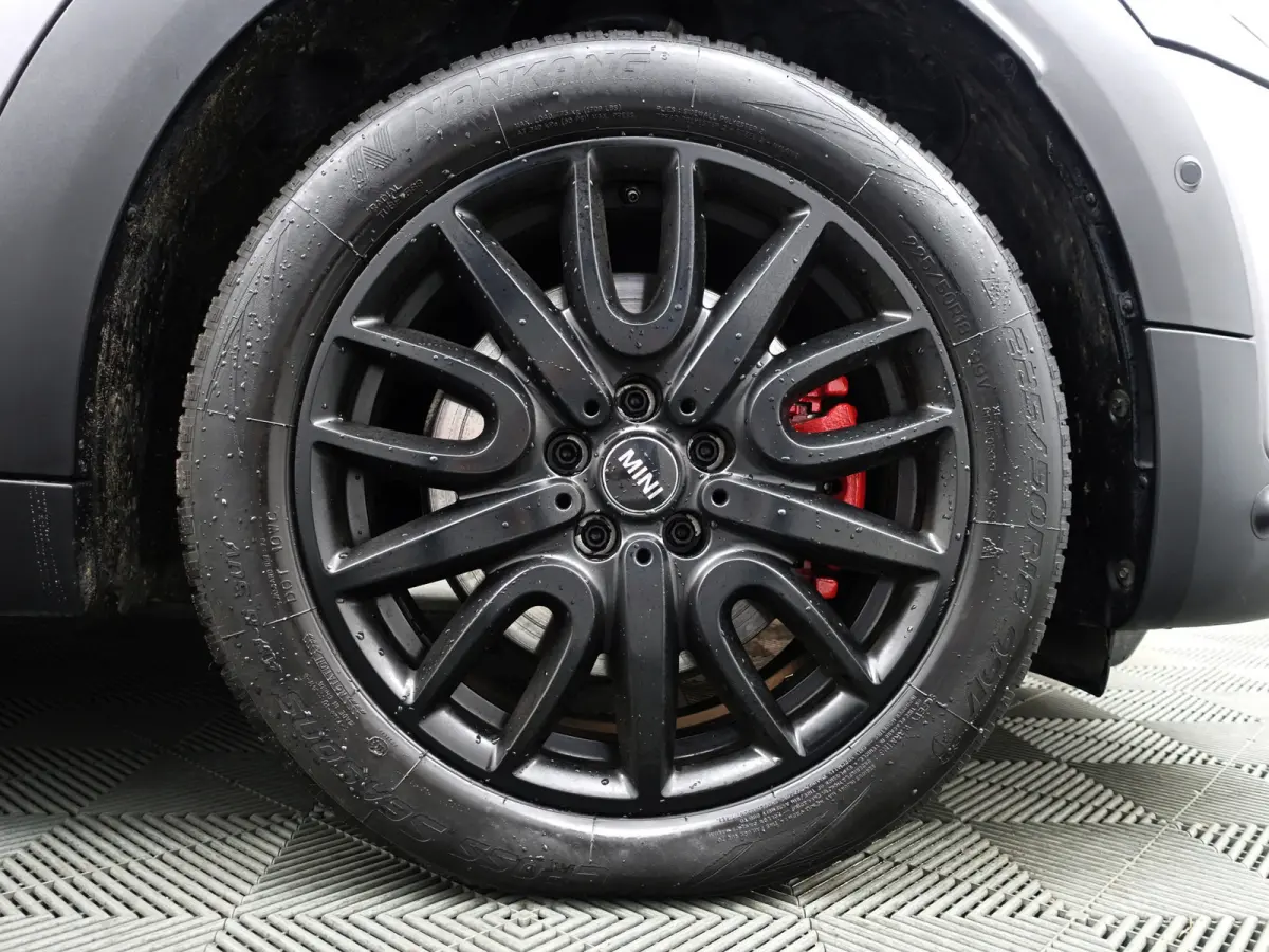 Mini 2.0 Cooper S 192pk John Cooper Works Aut- Two Tone, Panoramadak, Sfeerverlichting, Ada Cruise, Xenon Led, Dynamic Select