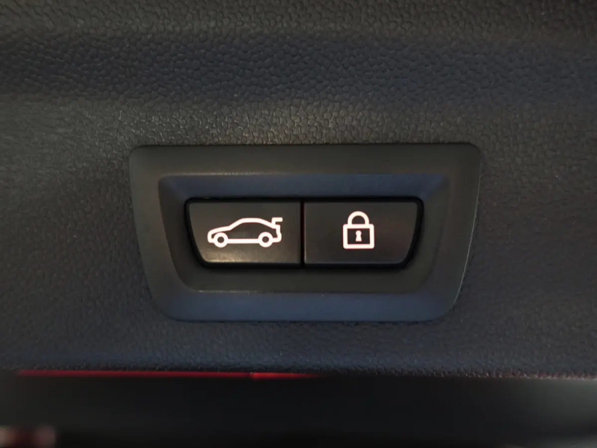 Mini 2.0 Cooper S 192pk John Cooper Works Aut- Two Tone, Panoramadak, Sfeerverlichting, Ada Cruise, Xenon Led, Dynamic Select