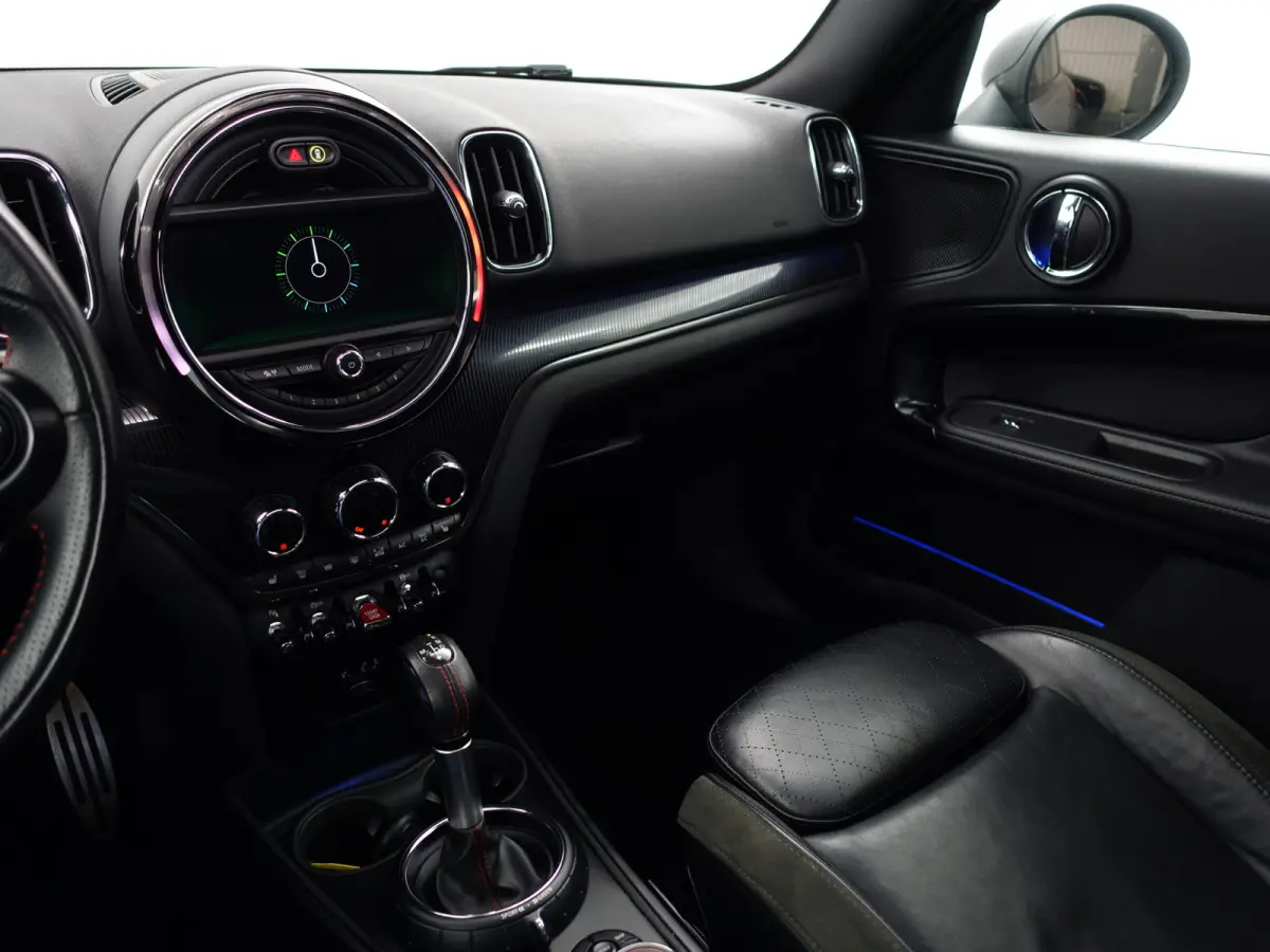 Mini 2.0 Cooper S 192pk John Cooper Works Aut- Two Tone, Panoramadak, Sfeerverlichting, Ada Cruise, Xenon Led, Dynamic Select