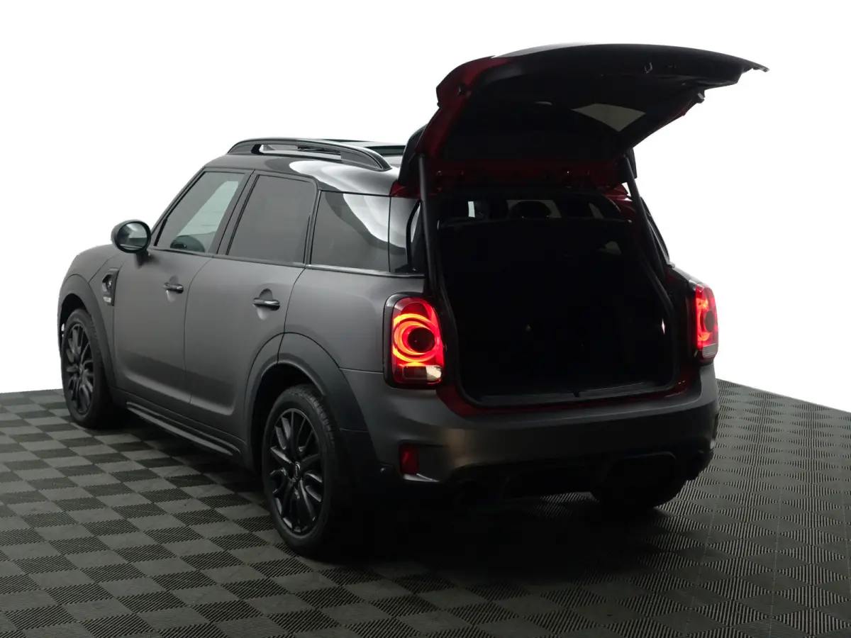 Mini 2.0 Cooper S 192pk John Cooper Works Aut- Two Tone, Panoramadak, Sfeerverlichting, Ada Cruise, Xenon Led, Dynamic Select