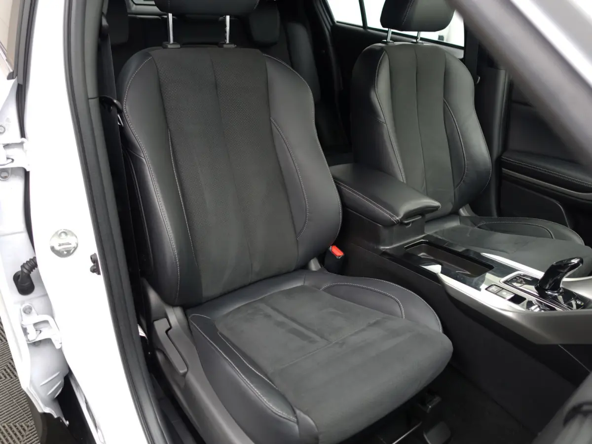 2.4 PHEV Intense+ Aut- Camera, Stoelverwarming, Lane Assist, Trekhaak, Xenon led, Carbon