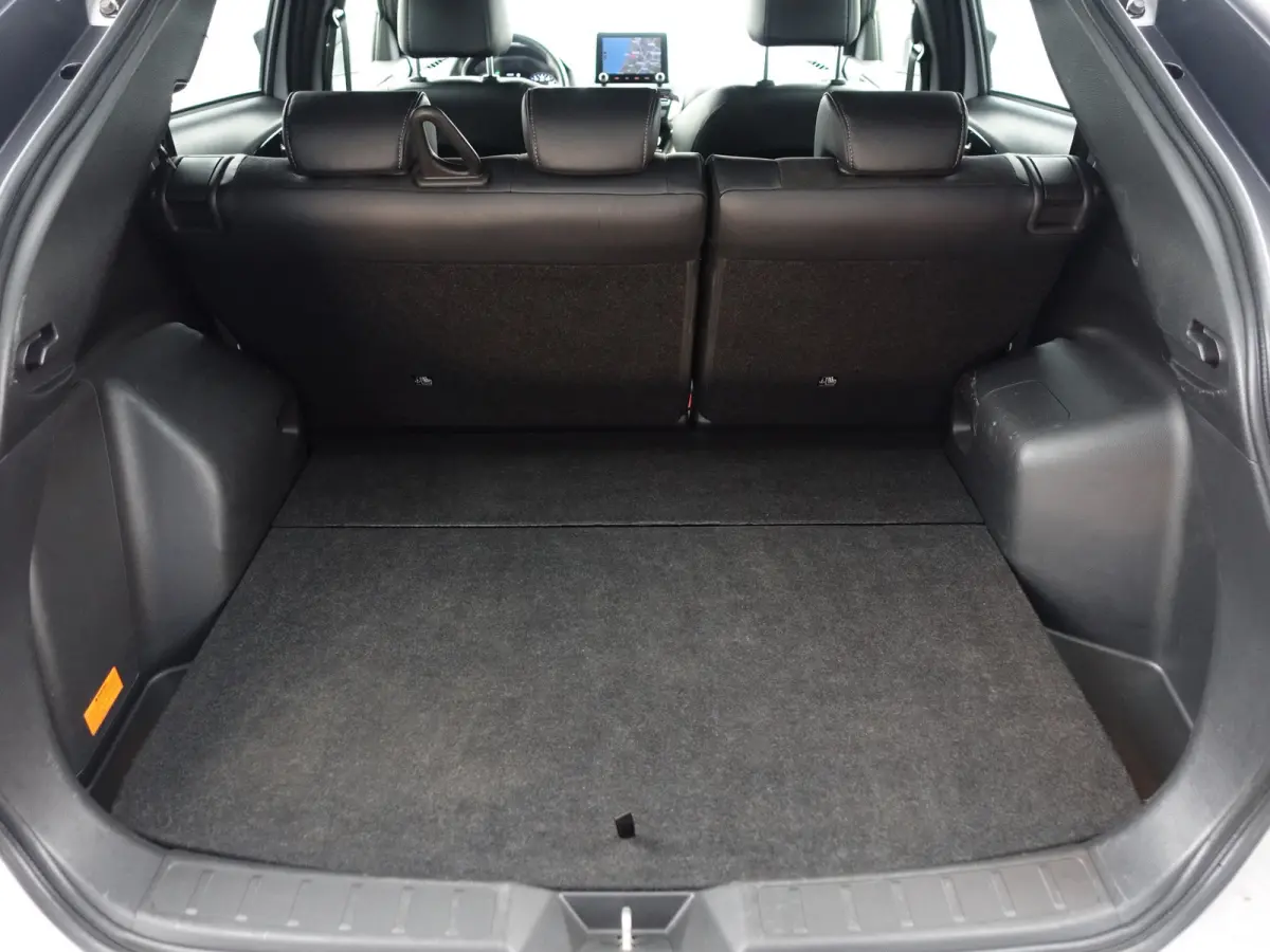2.4 PHEV Intense+ Aut- Camera, Stoelverwarming, Lane Assist, Trekhaak, Xenon led, Carbon