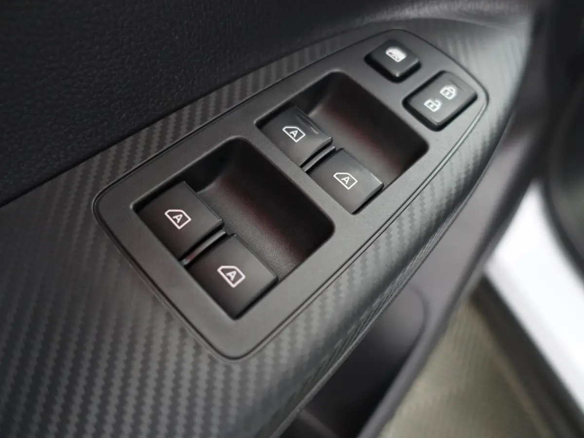 2.4 PHEV Intense+ Aut- Camera, Stoelverwarming, Lane Assist, Trekhaak, Xenon led, Carbon