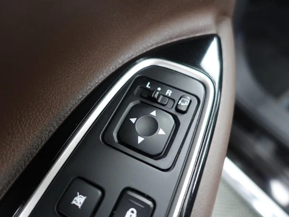 2.0 PHEV Instyle+ Aut- Schuifdak, Design Leder Interieur, 360 Camera, Stuur/Stoelverwarming, Ada Cruise