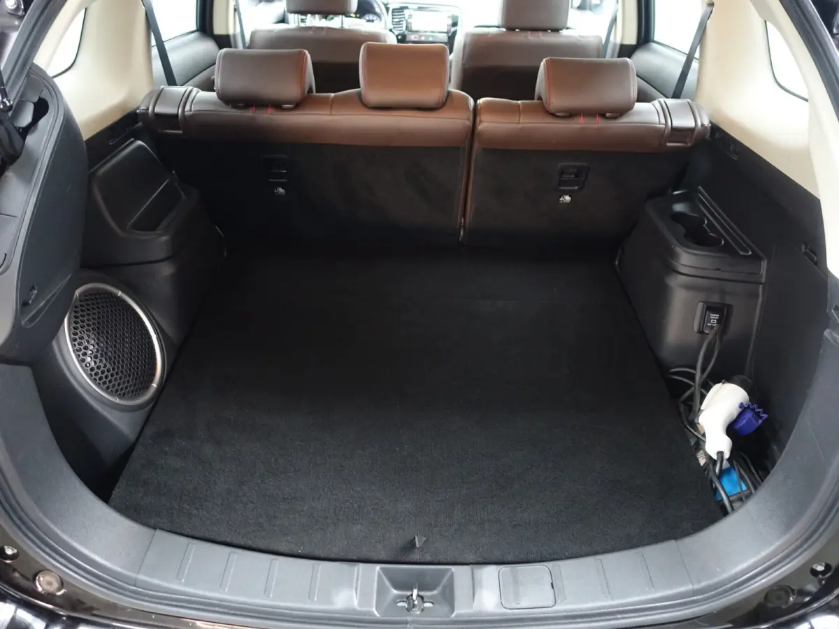 2.0 PHEV Instyle+ Aut- Schuifdak, Design Leder Interieur, 360 Camera, Stuur/Stoelverwarming, Ada Cruise