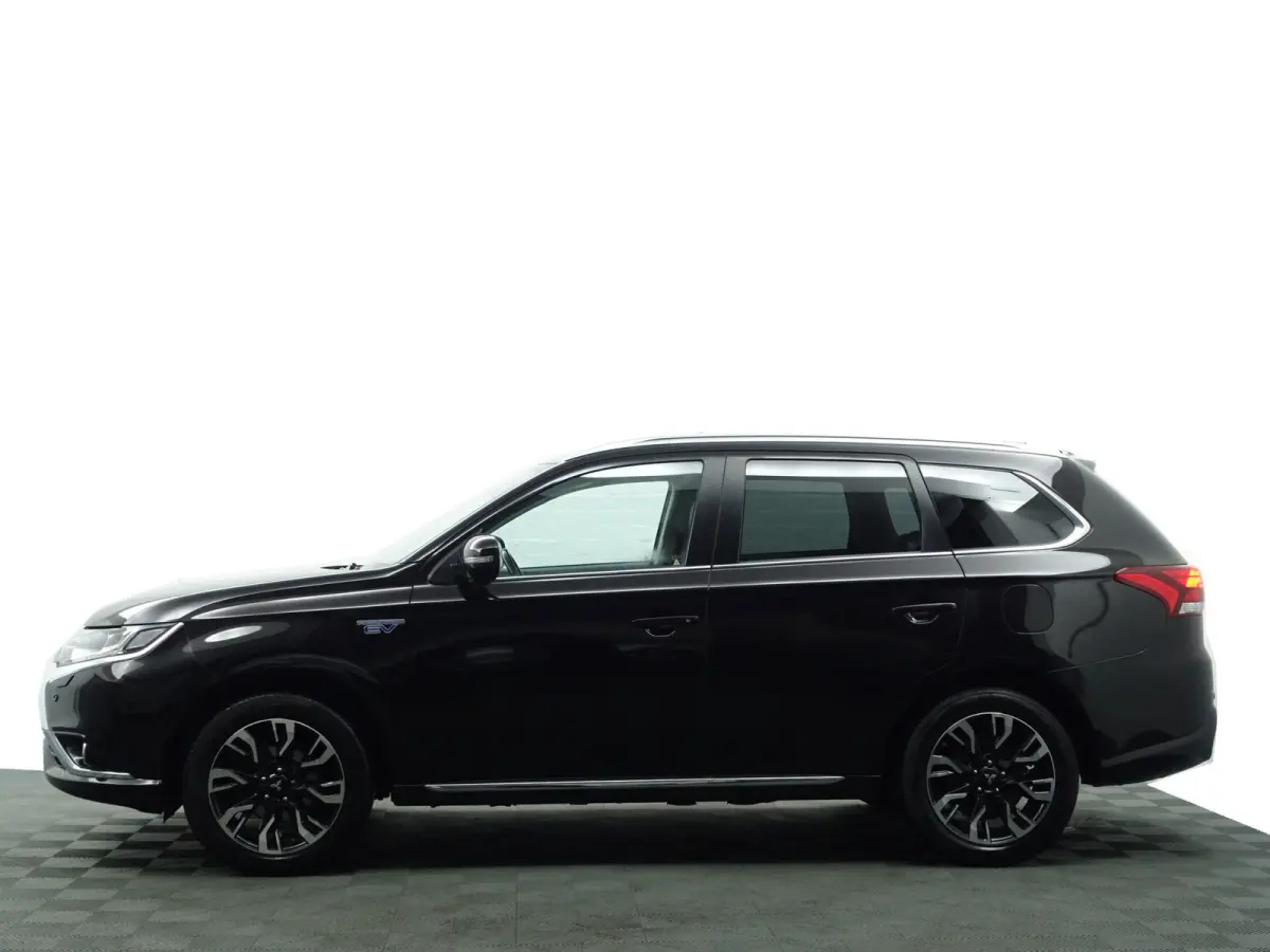2.0 PHEV Instyle+ Aut- Schuifdak, Design Leder Interieur, 360 Camera, Stuur/Stoelverwarming, Ada Cruise
