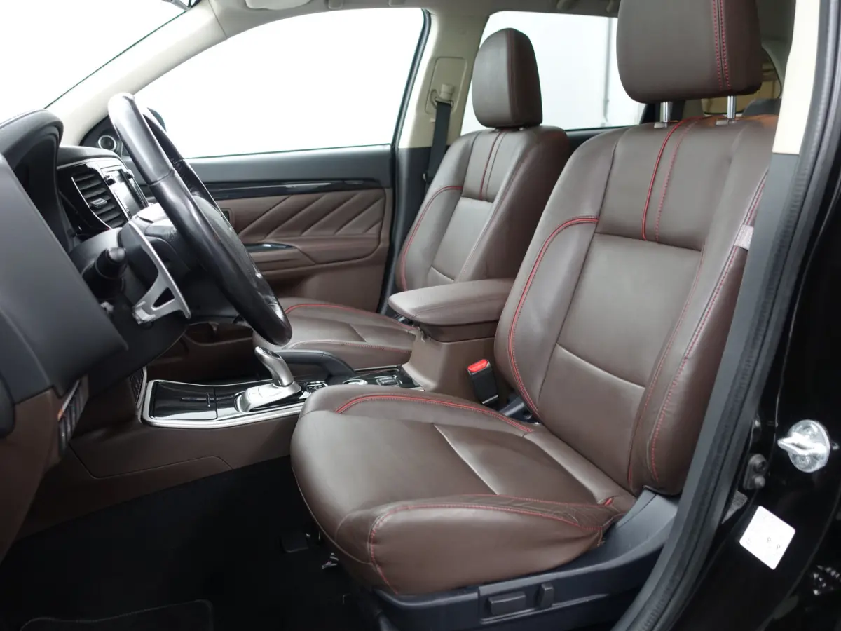 2.0 PHEV Instyle+ Aut- Schuifdak, Design Leder Interieur, 360 Camera, Stuur/Stoelverwarming, Ada Cruise