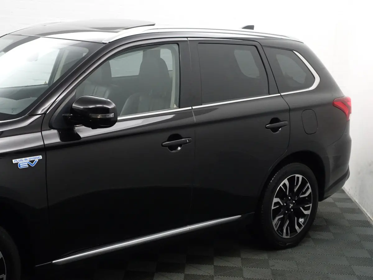 2.0 PHEV Instyle+ Aut- Schuifdak, Design Leder Interieur, 360 Camera, Stuur/Stoelverwarming, Ada Cruise