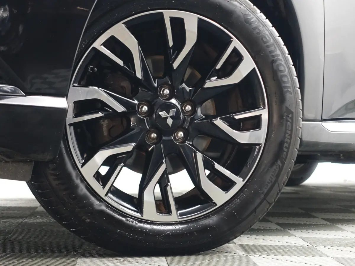 2.0 PHEV Instyle+ Aut- Schuifdak, Design Leder Interieur, 360 Camera, Stuur/Stoelverwarming, Ada Cruise