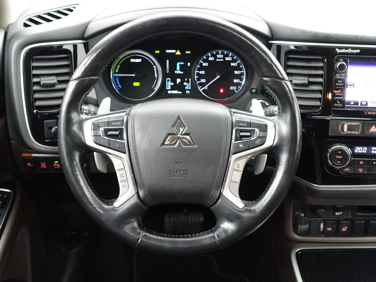 2.0 PHEV Instyle+ Aut- Schuifdak, Design Leder Interieur, 360 Camera, Stuur/Stoelverwarming, Ada Cruise
