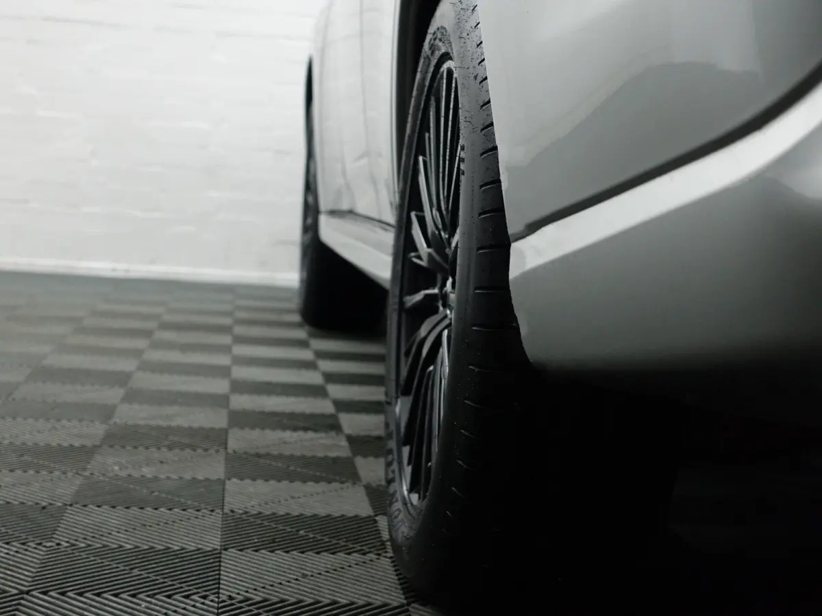 2.4 PHEV Blackpack Aut- Xenon Led, Stoelverwarming, Sport Leder Interieur, Trekhaak, Camera, Clima