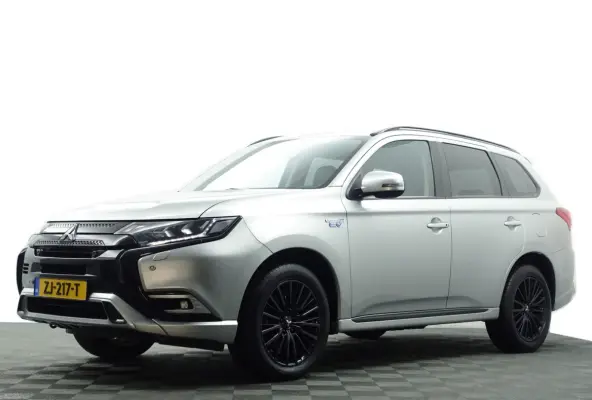 2.4 PHEV Blackpack Aut- Xenon Led, Stoelverwarming, Sport Leder Interieur, Trekhaak, Camera, Clima