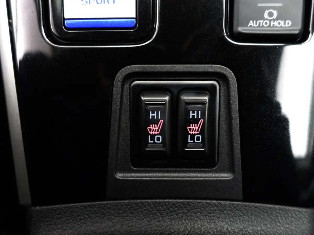 2.4 PHEV Blackpack Aut- Xenon Led, Stoelverwarming, Sport Leder Interieur, Trekhaak, Camera, Clima