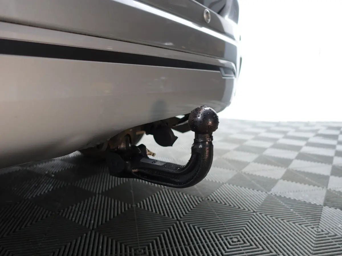 2.4 PHEV Blackpack Aut- Xenon Led, Stoelverwarming, Sport Leder Interieur, Trekhaak, Camera, Clima