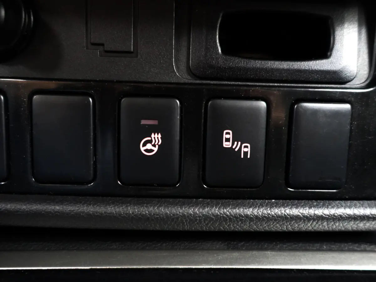 2.0 PHEV Instyle+ Aut- Stuur/Stoelverwarming, Camera, Xenon Led, Trekhaak, Park Assist