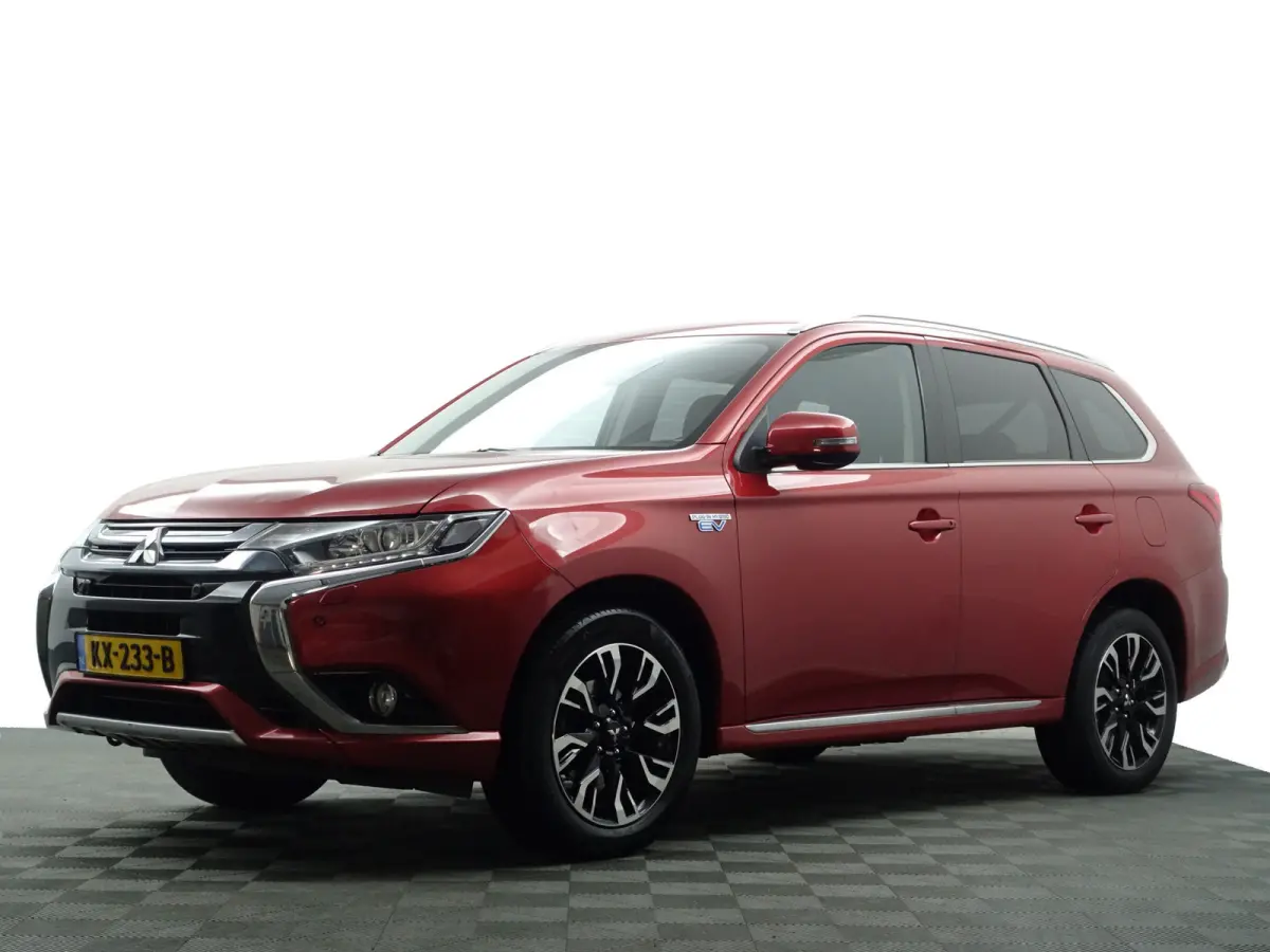 2.0 PHEV Executive Edition Aut- Xenon Led, Stoelverwarming, Camera, Park Assist, Clima, Navi